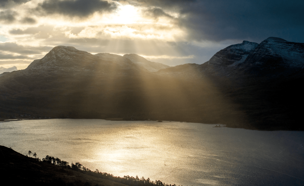 _God rays_Crepuscular rays over Beinn Damh