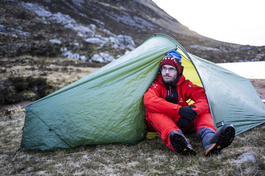 The start of a chilly night and wild camp by Loch na Barrack.