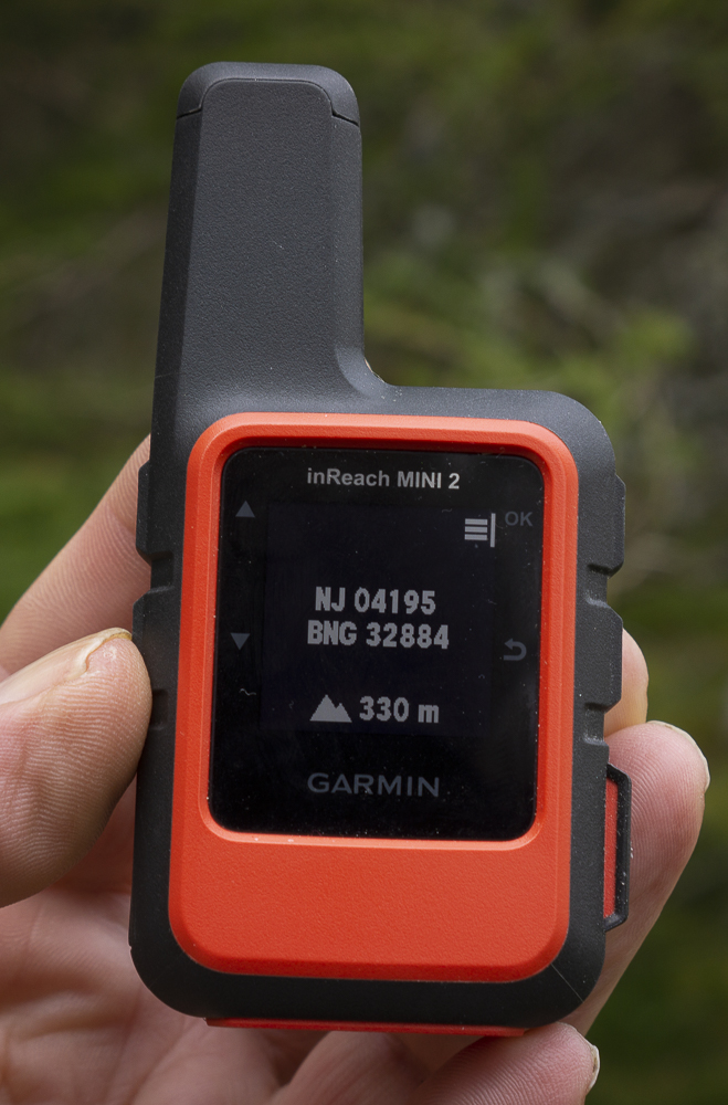 inReach MINI 2 UI close-up