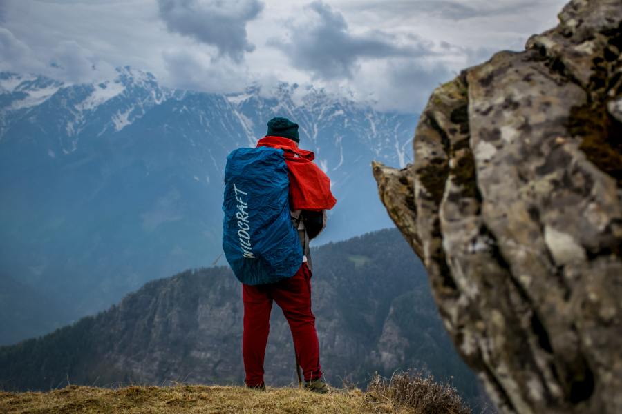 How to pack a backpack_pexels-guduru-ajay-bhargav-939716