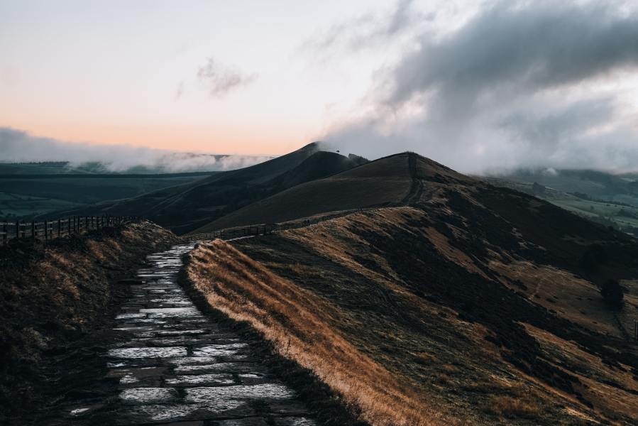 Mam Tor_best family walks in the Peak District_pexels-jack-williams-9860597