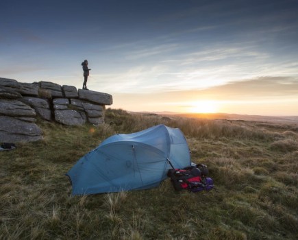 Hanna Lindon wild camping on Dartmoor