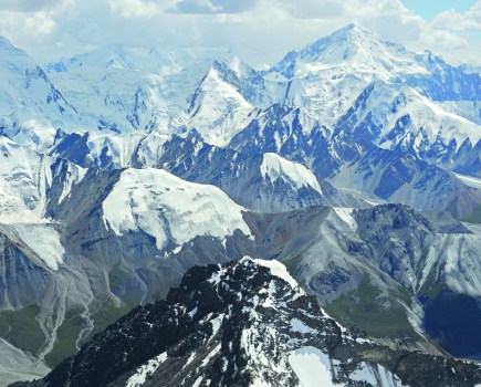 The ridges of Tien Shan, one of the five mountain ranges across which Jenny Tough ran solo. Credit: Shutterstock