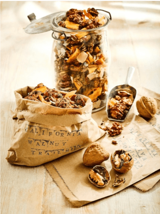 California Walnuts trail mix