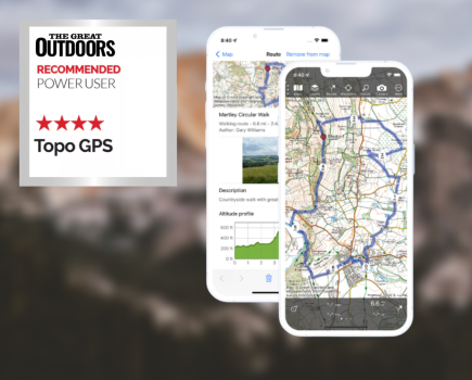 Screenshot and rating of the TOPO GPS hiking app