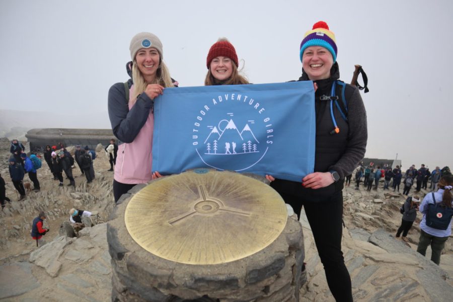 Outdoor Adventure Girls guests on Yr Wyddfa/Snowdon
