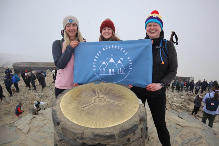 outdoor events - Outdoor Adventure Girls guests on Yr Wyddfa/Snowdon