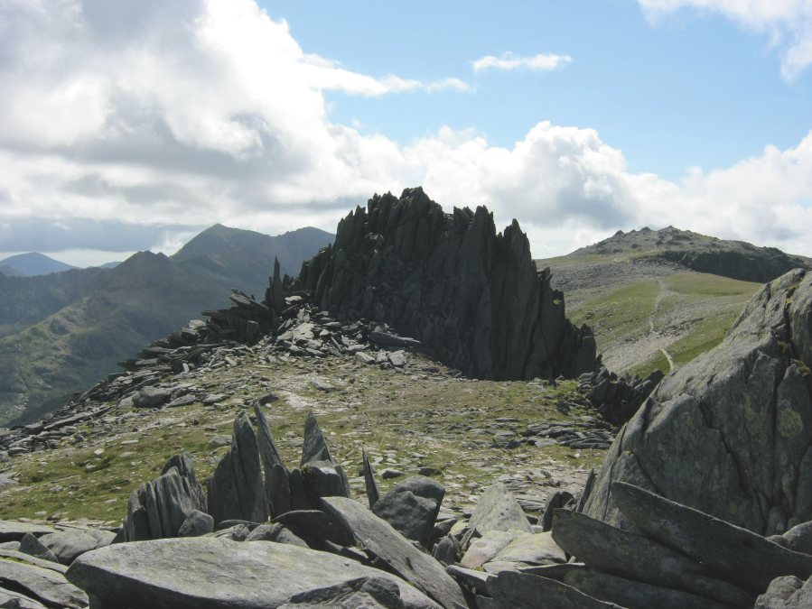 16 Castell Y Gwynt, a diversion of the Bochlwyd Horseshoe