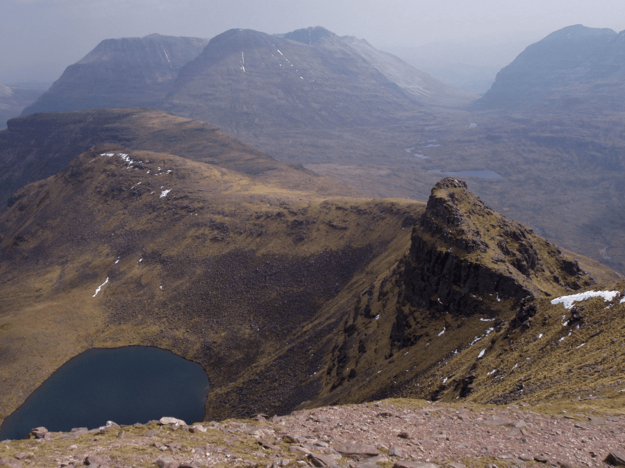 8 The ridge east from Beinn Dearg.JPG