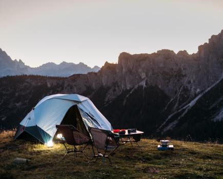 A Quecha pop-up tent