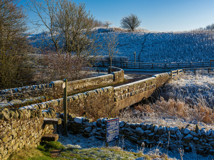 3 - Waypoint 3 - Junction at Cawfields - PC141123.jpg