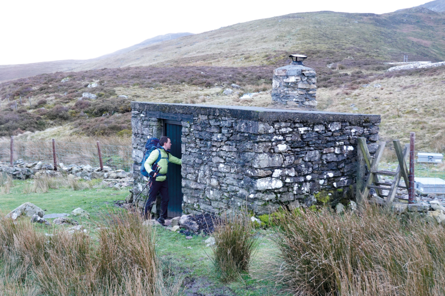 Arenig Fawr Bothy.JPG