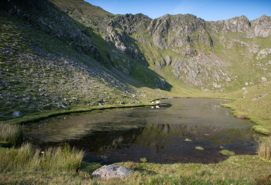 Wild Walk Cwm Caseg Backpacking - Ffynnon Caseg - best quiet hikes in Snowdonia