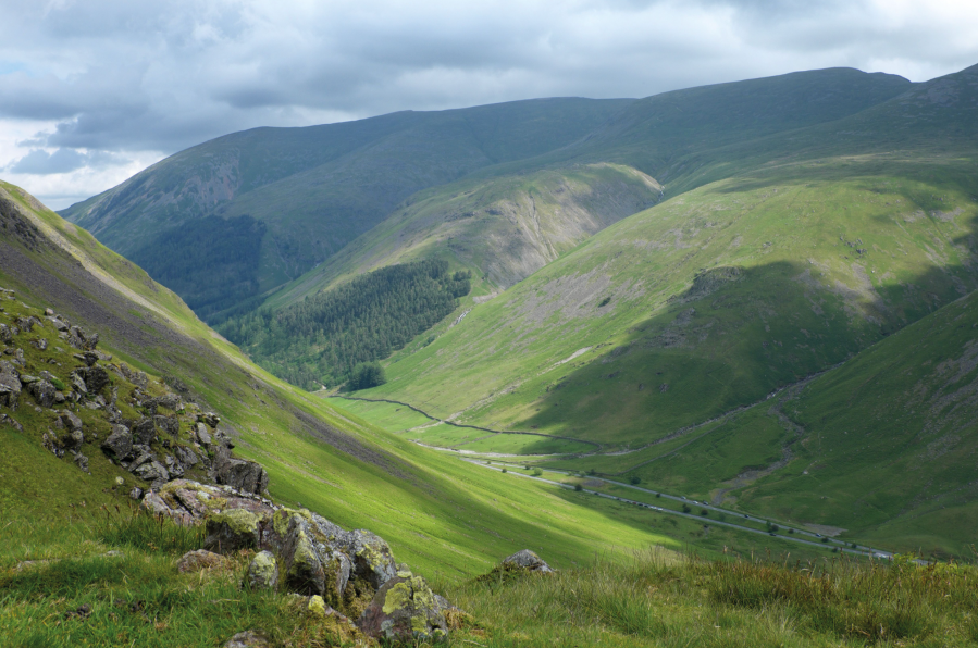 Sergeant Man - On the climb to Steel Fell, looking across Dunmail Raise towards the Helvellyn range_DSCF7188.jpg