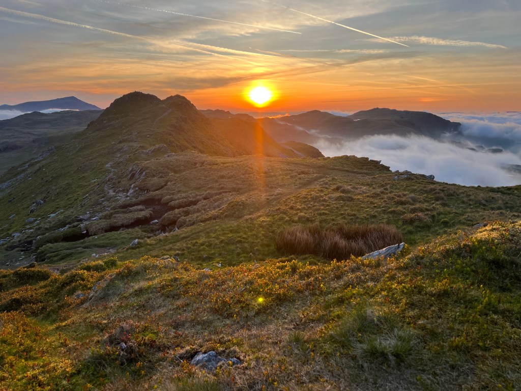 A Cnicht cloud inversion