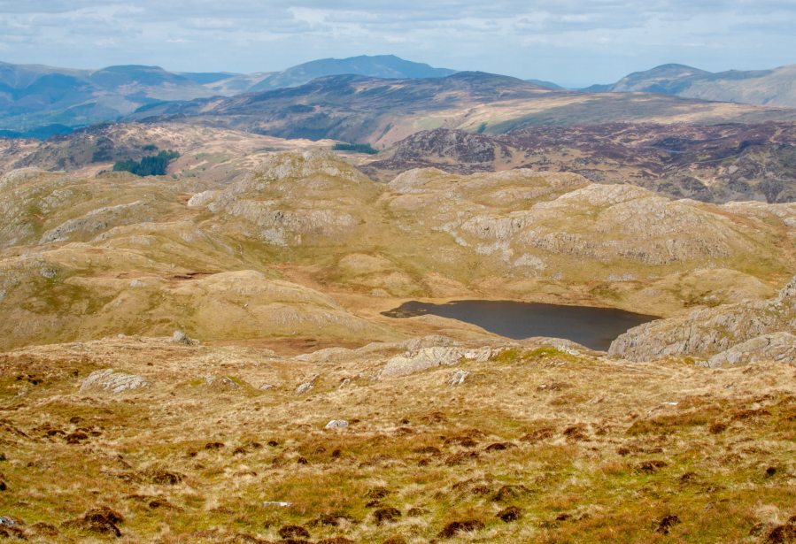 Tarn at Leaves viewed from Rosthwaite Fell.jpg