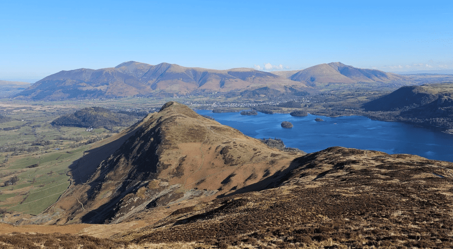 9. Looking down from Catbells to the Vale of Keswick. The slanting descent can be seen in the lower left corner..jpg