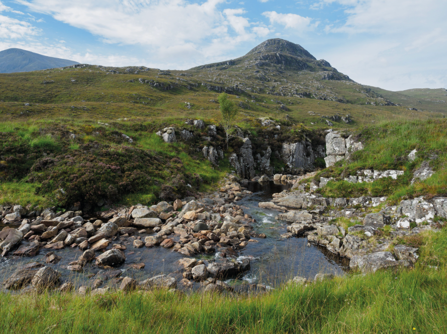 the fannichs - Looking across the Allt a_ Mhadaidh.jpg