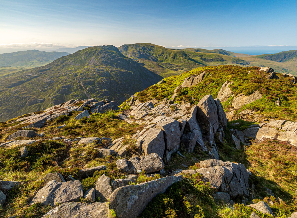 spooky walks 18 - Rhinog Fach and Y Llethr from Rhinog Fawr - P6060706.jpg