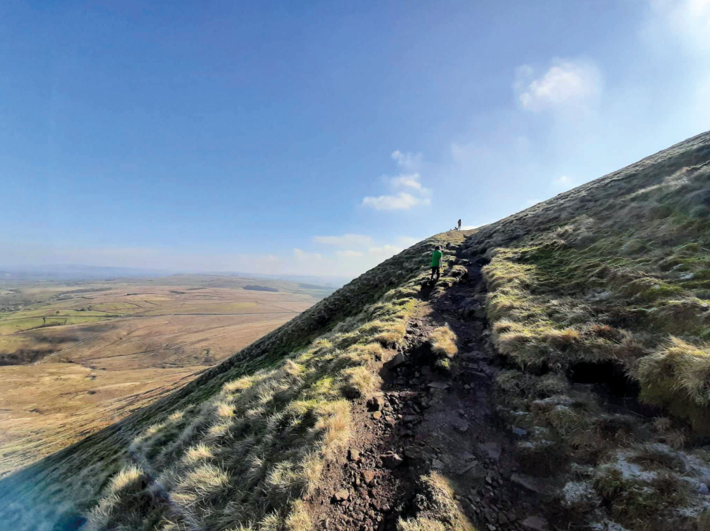 Views out to the Dales over Annel Cross. The diagonal rake makes easier work of the steep northern edge_credit Andy Carson.jpg