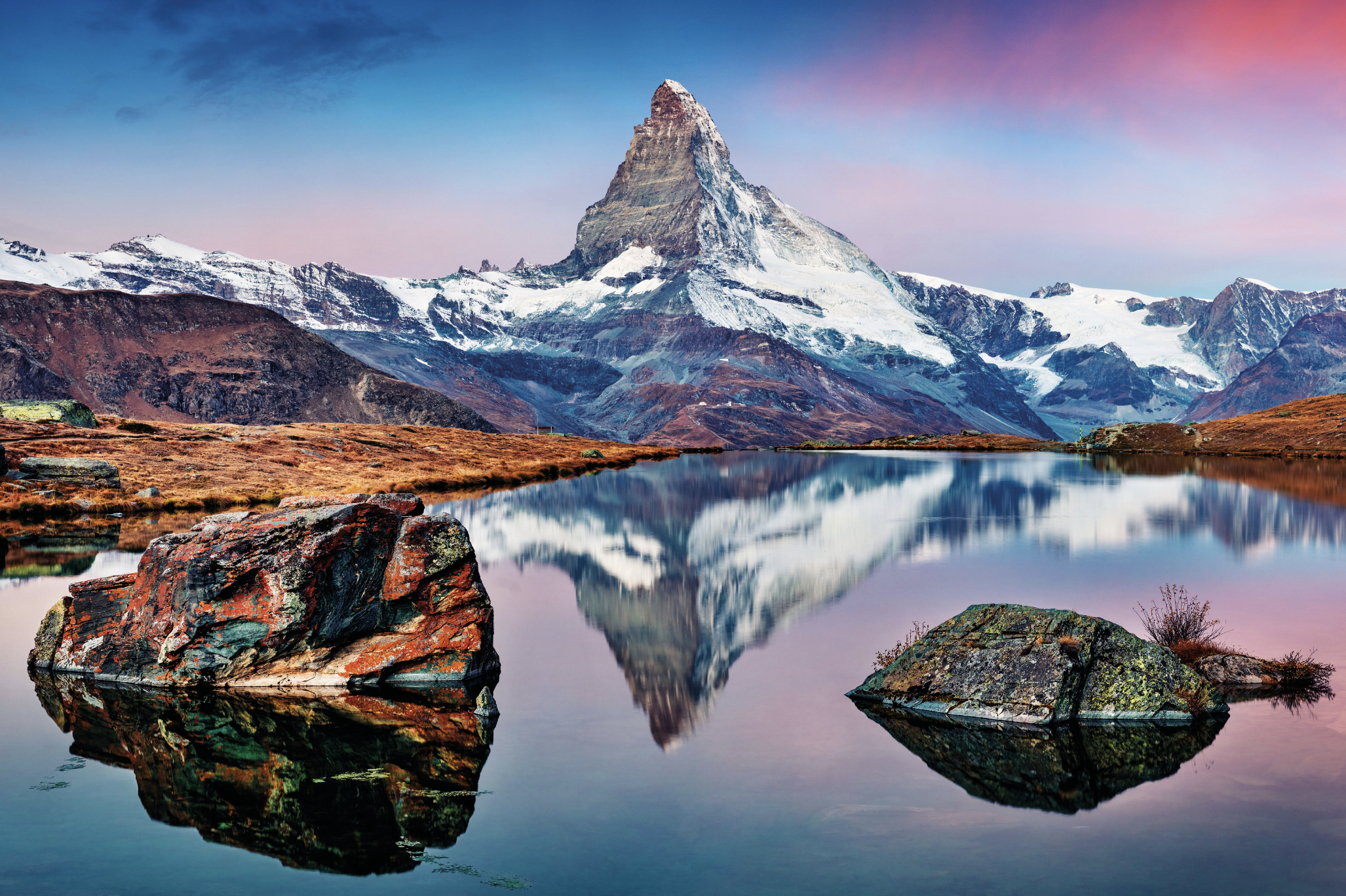 NextImg:Book review: British Mountaineers by Faye Latham