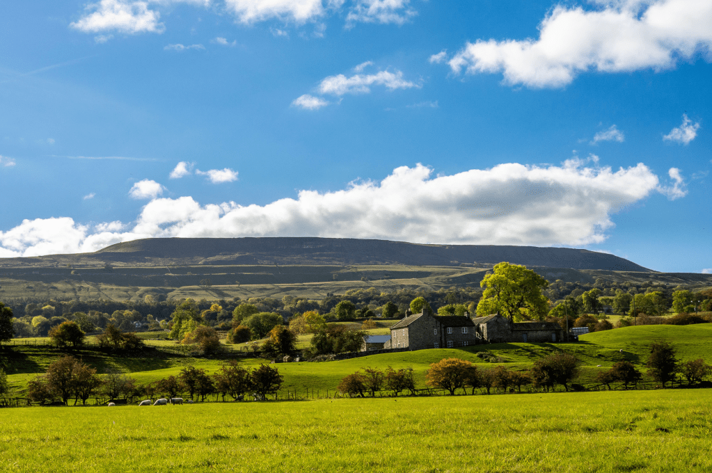 3 - Penhill from Wanlass Wensleydale - _A180603