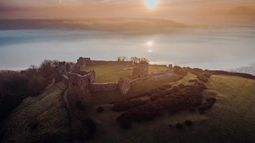 Llansteffan Castle 2. Credit: Discover Carmarthenshire