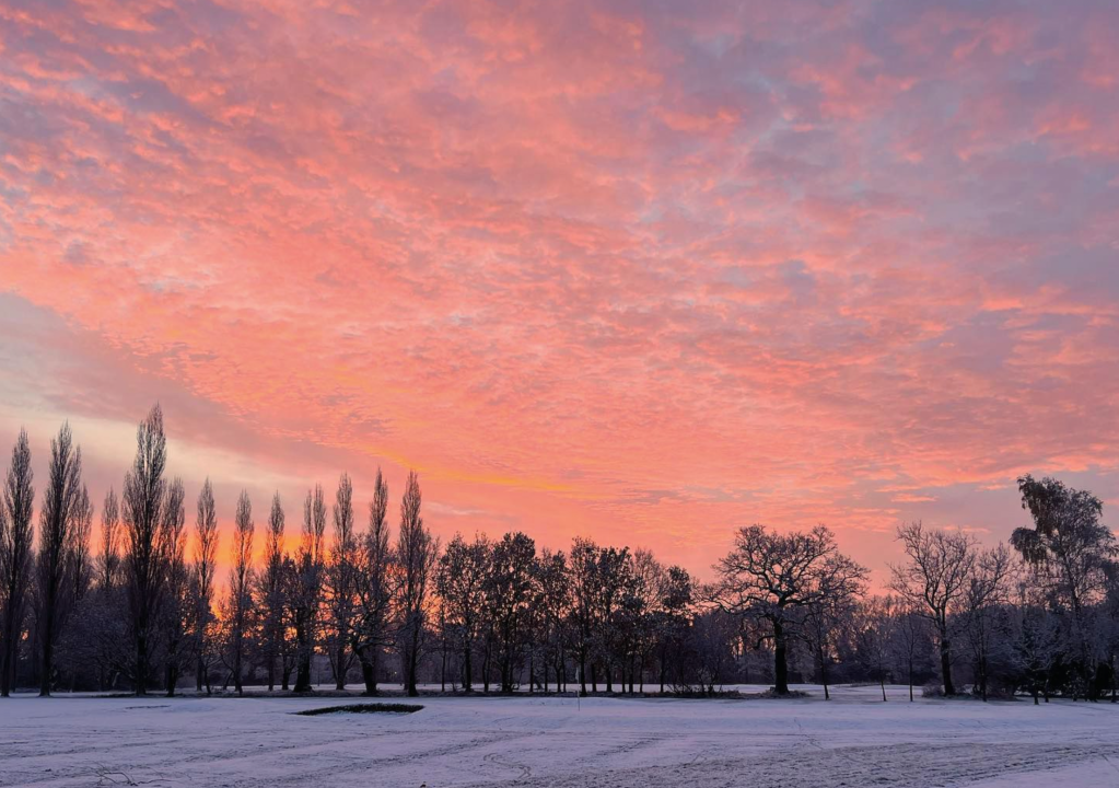 004 Sunrise on Stockport 