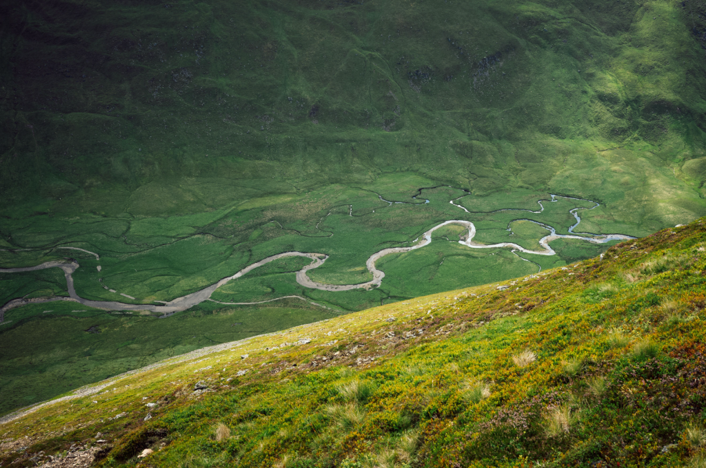 6 Looking down on the River Isla from Monega Hill, a prominent viewpoint