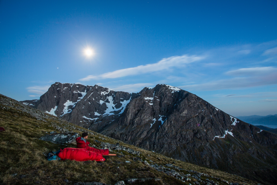 Bivvying under the mighty Ben Nevis_credit Dougie Cunningham (1)