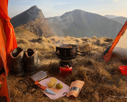 *Opener?* Gourmet grub on the go