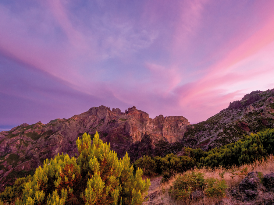 9_8310140 - Pico das Torres at sunset