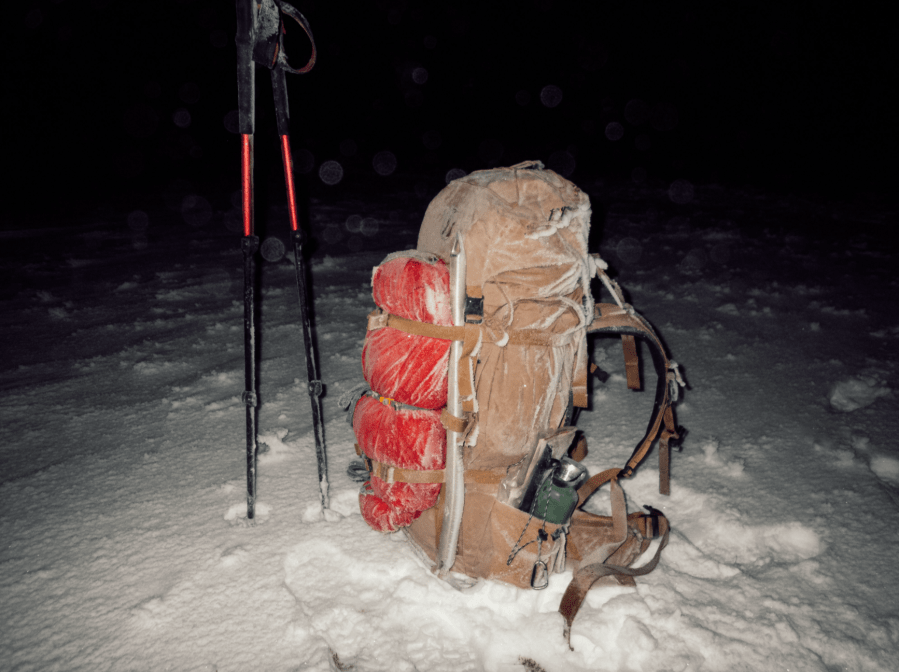 Fjallraven Kajka 55 in hardcore winter conditions deep in the Cairngorms