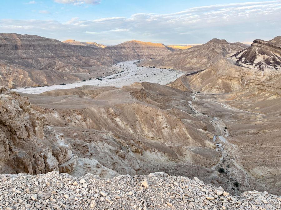 A world devoid of life in the desert of southern Israel
