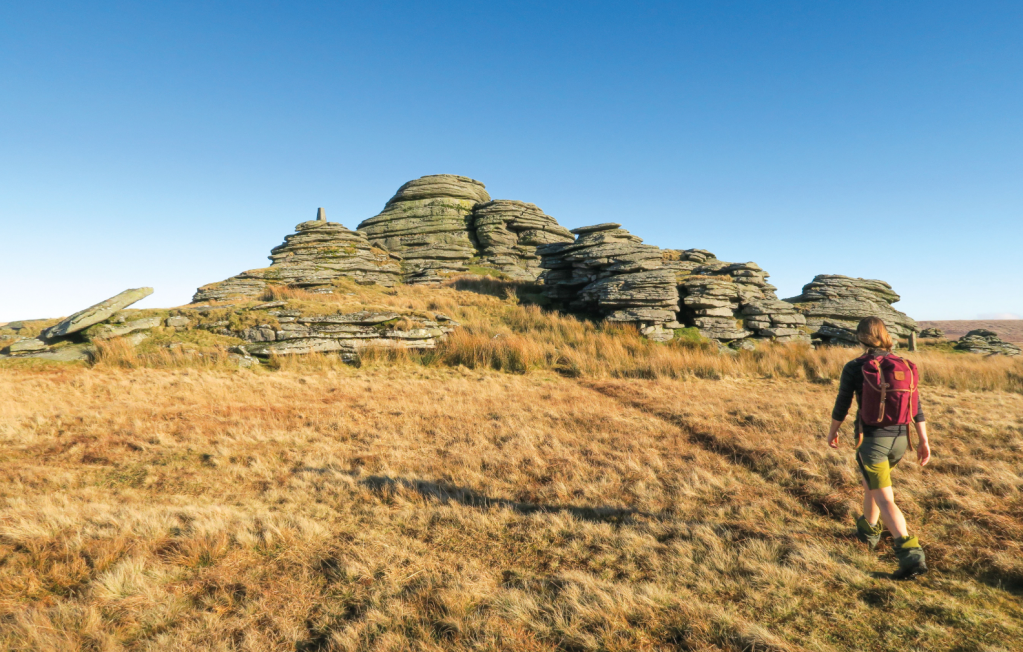 6. Approaching Great Links Tor - Tim Gent