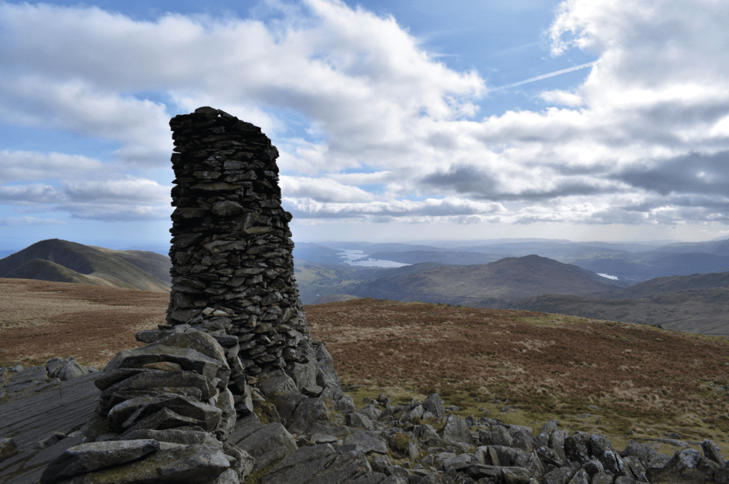 The huge columnar cairn atop Thornthwaite Crag
