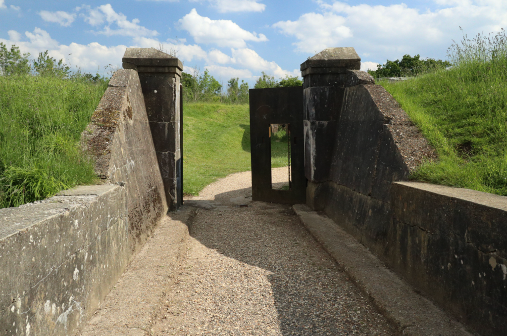 The gate of Reigate Fort 