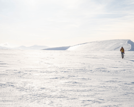 *DPS* A bluebird day on Creag Meagaidh - credit David Lintern.jpg