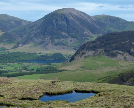 Mellbreak, right, with Grasmoor, centre stage on the skyline, and Whiteside, far left_DSCF3475