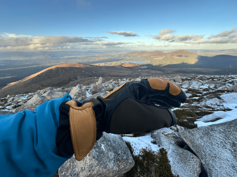 Hestra Ergo's above the Chalamain gap, in staggeringly strong winds!
