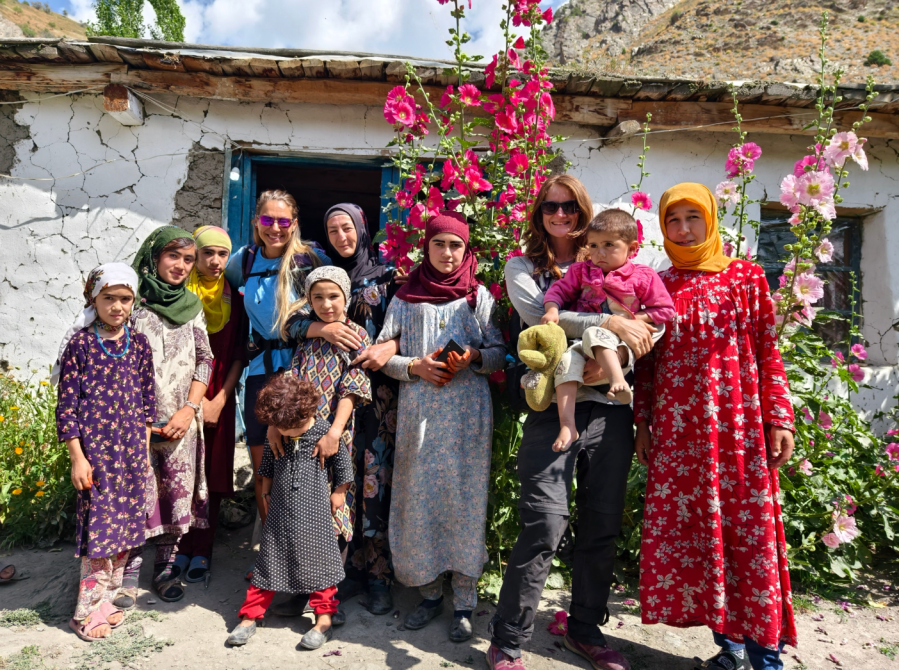 13. Our first picture with Tajik women in Ghorif - until then, they preferred not to be in photos