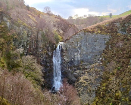 Main image: Creigiau Pennant and Ffrwd Fawr | Credit: Mike Parker