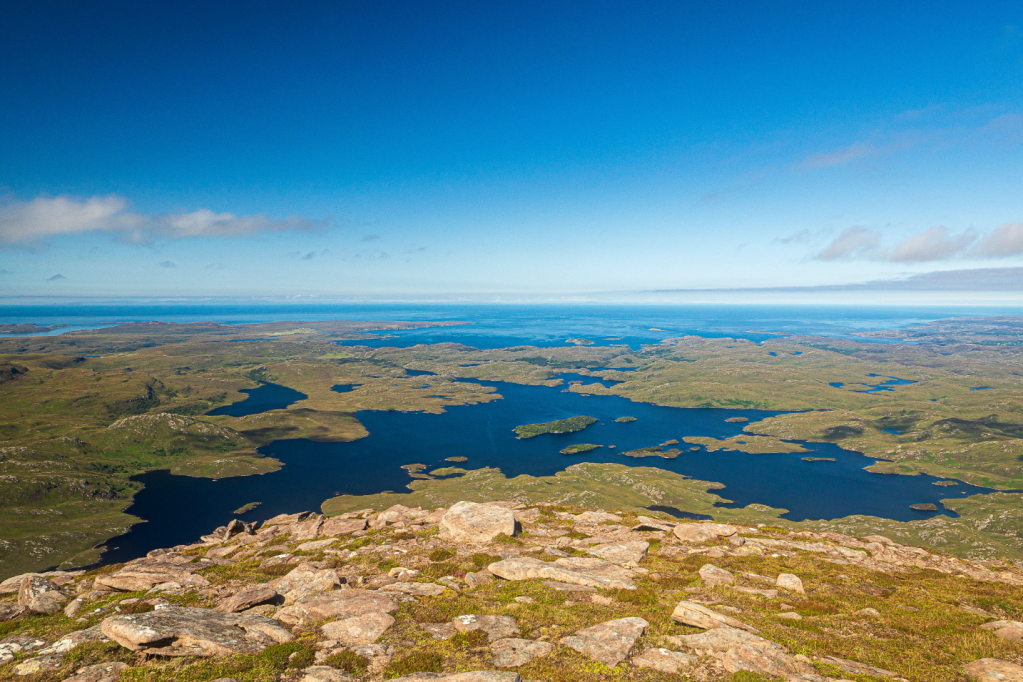 4 - Waypoint 4- Loch Sionasgaig from Sròn Gharbh high point at 758m -  Cul Mor-8100755