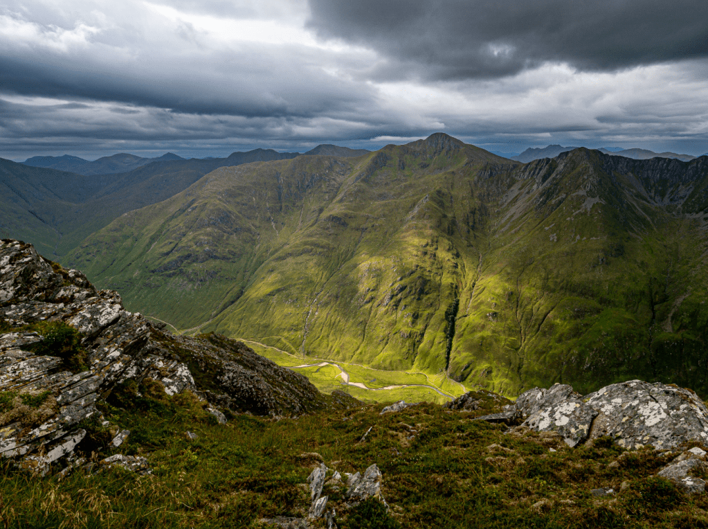 17 - Sgùrr Fhuarhan from Meall an Fhuarain Mhòir -  BeinnFhada-7240341