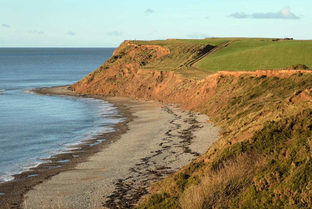 Low cliffs near Gutterby_DSCF4286