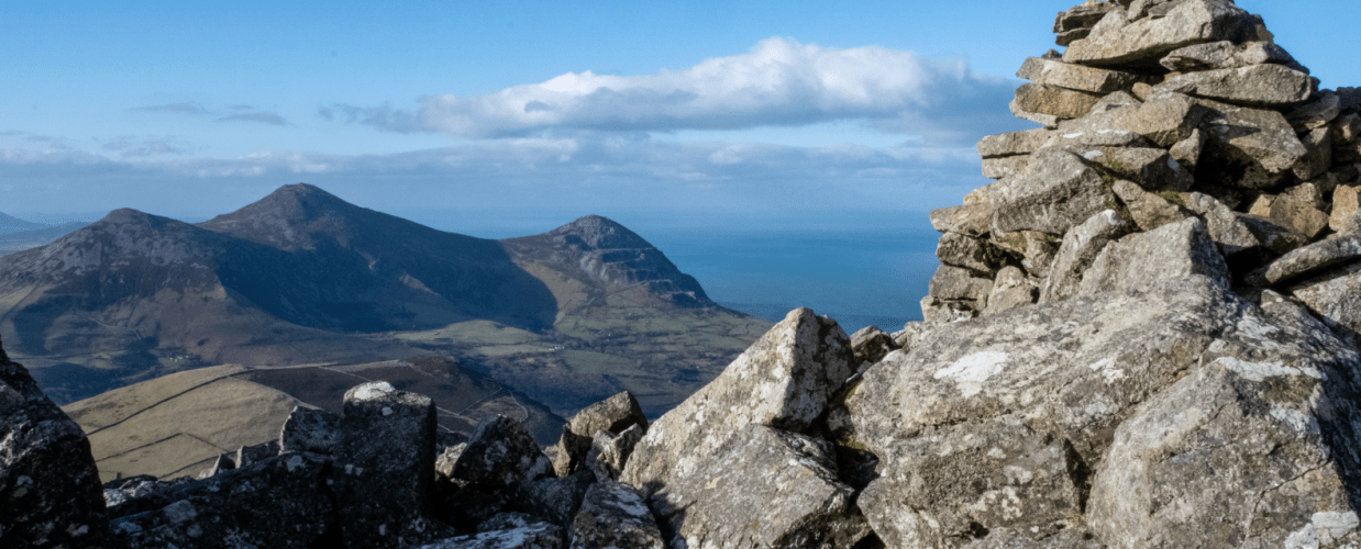Tre_r Ceiri & Yr Eifl from the top of Gyrn Ddu -03