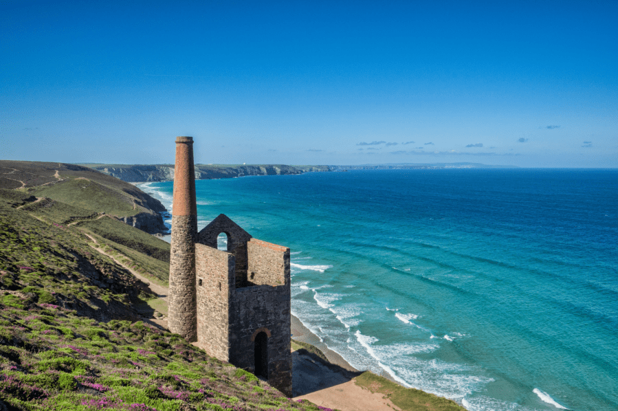 best coastal walks - Photo 3: An iconic ruined engine house marks the site of the former tin mine at Wheal Coates_ credit Shutterstock_2350129061