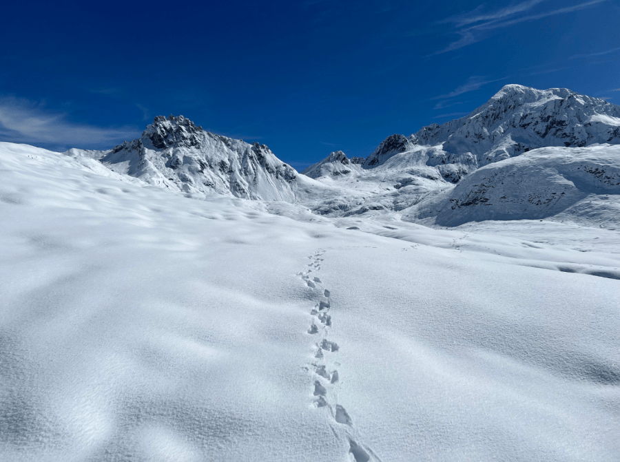 13 Extremely slow going over the Passo delle Columbe after heavy late-September snowfall