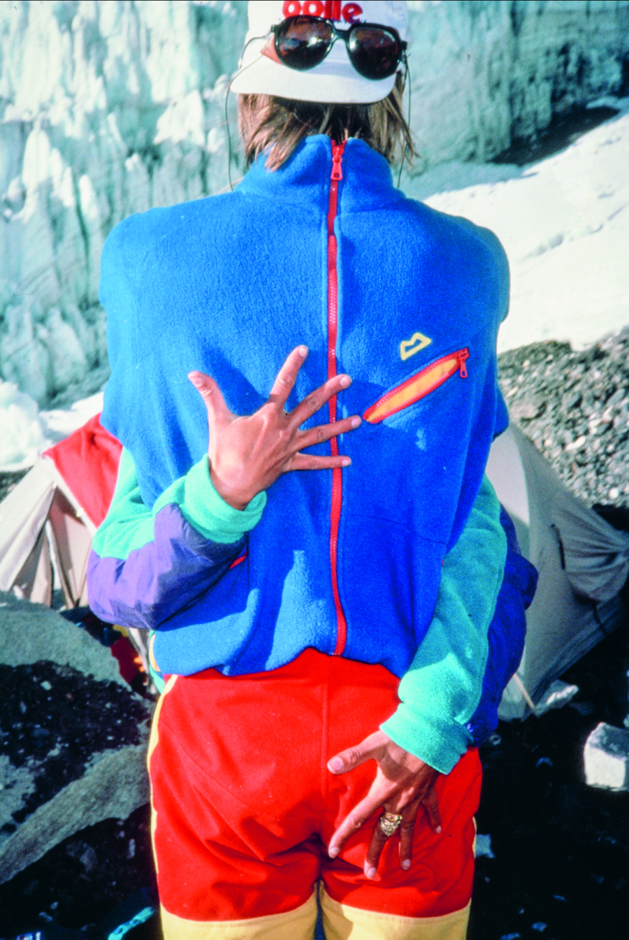 Mountain Style retro outdoor clothing - Mountain Equipment fleece advertising, 1990s.jpeg