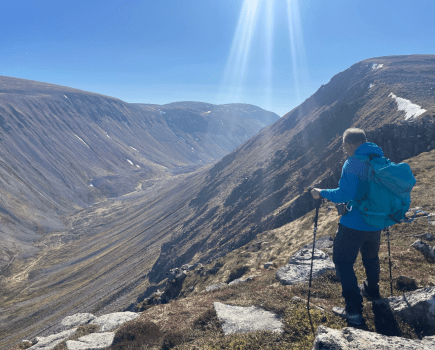cairngorm 4000s - Overlooking The Lairig Ghru. Credit: Simon Stokes